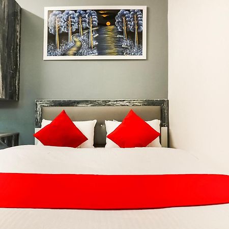 Hotel O Sheela Rohtak Екстер'єр фото
