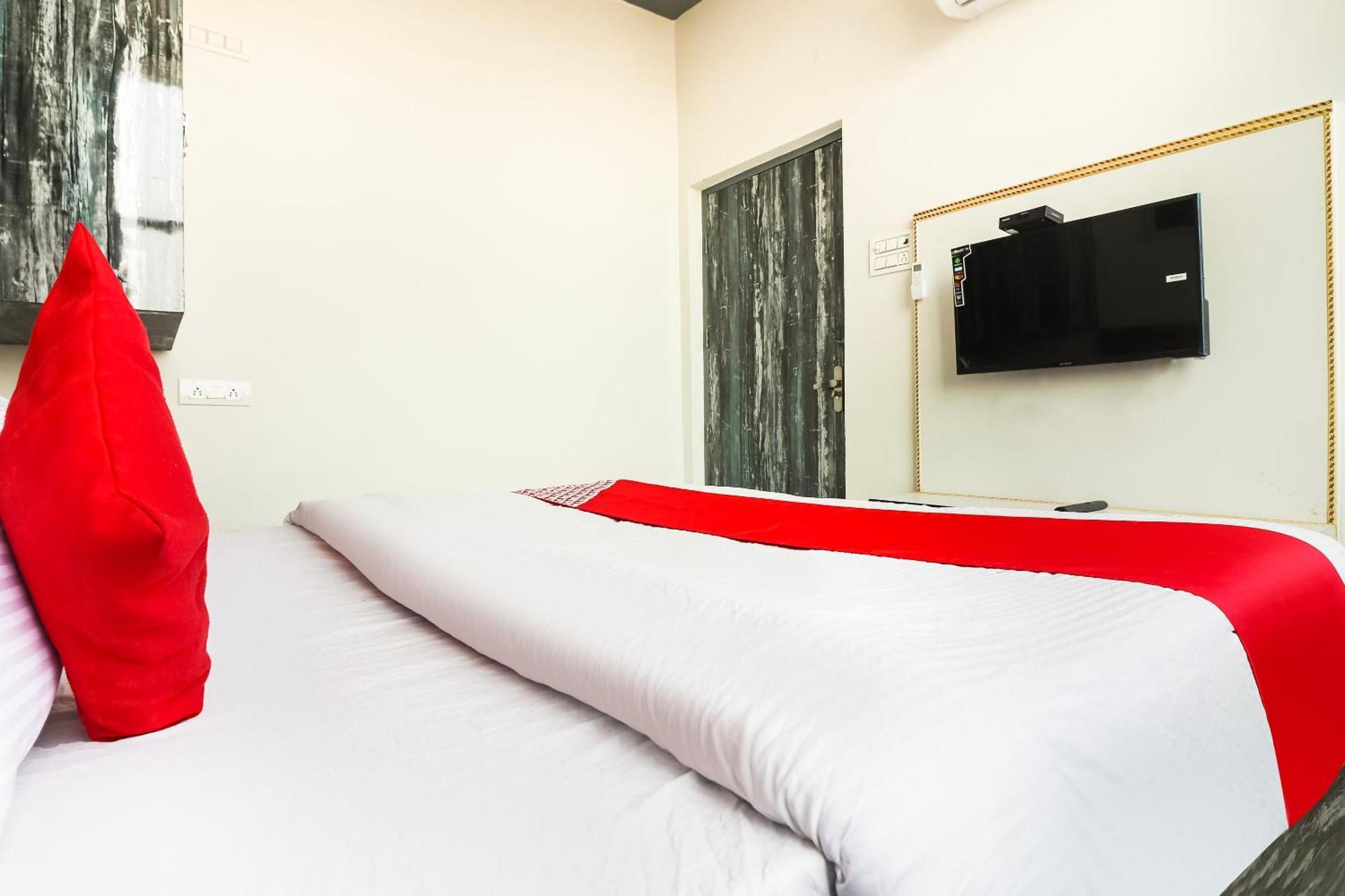 Hotel O Sheela Rohtak Екстер'єр фото