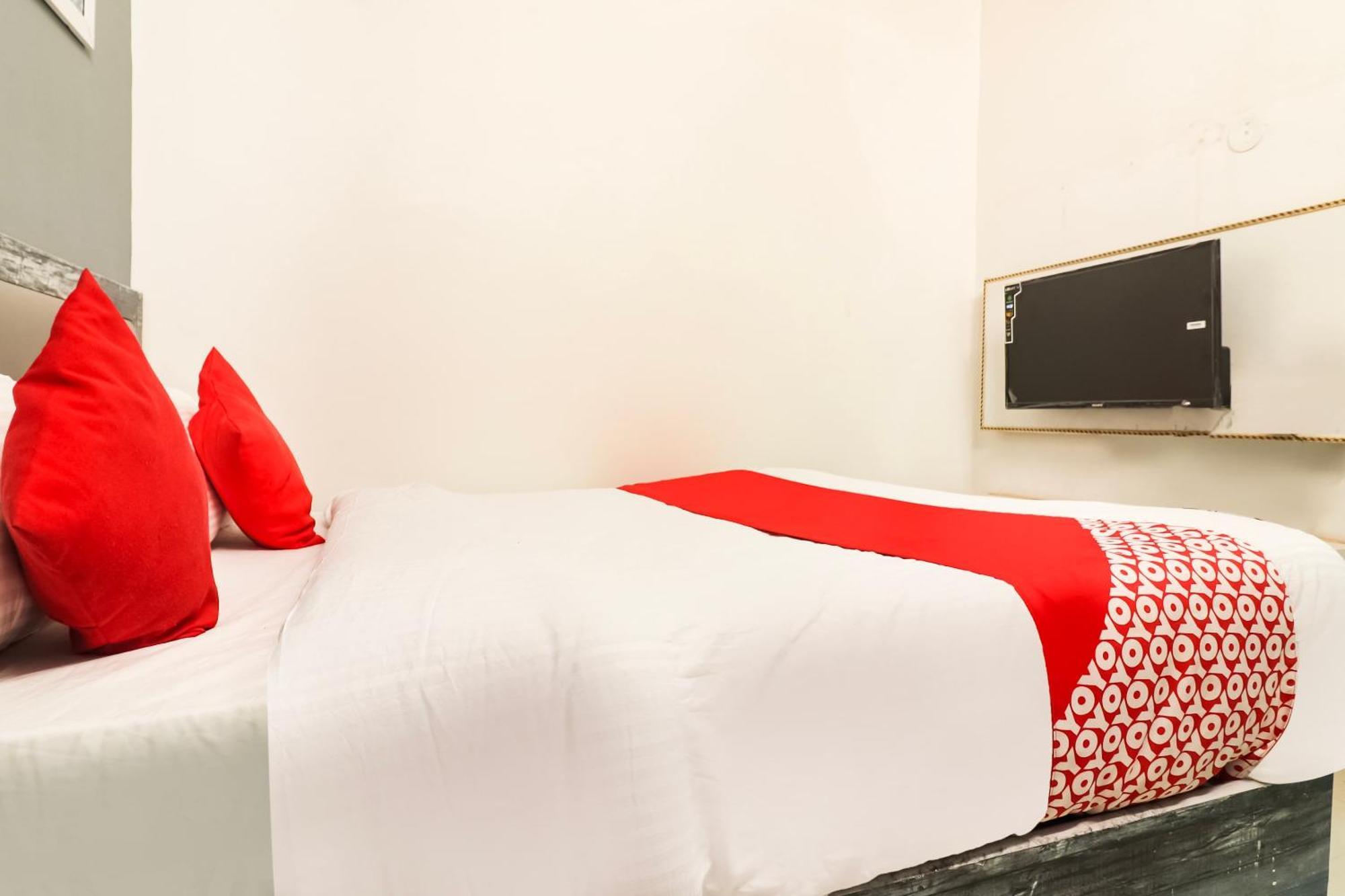 Hotel O Sheela Rohtak Екстер'єр фото
